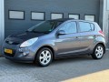 HYUNDAI I20 1.2I BUSINESS 77PK 5-Drs Airco Schuif-dak Trekhaak NW APK!, Van Veen Automotive, Enschede