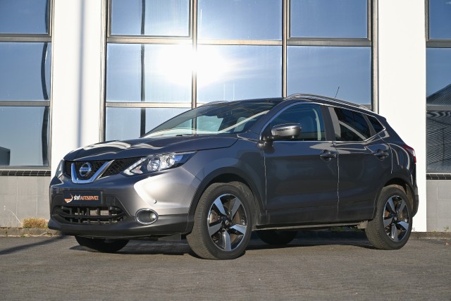 Nissan Qashqai - 1.2 Connect Pano 360 Cam Navi Cruise