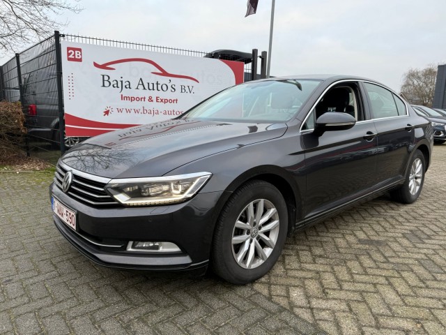 VOLKSWAGEN PASSAT 1.6 TDI CL BNS, Baja Auto's, Losser