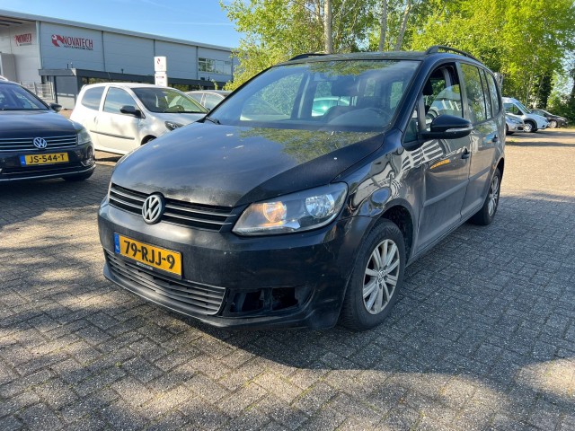 VOLKSWAGEN TOURAN 1.6 TDI TRENDL.BM 7P, Baja Auto's B.V., Losser