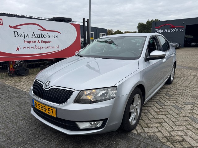 SKODA OCTAVIA 1.6 TDI GREENL. BNS, Baja Auto's B.V., Losser