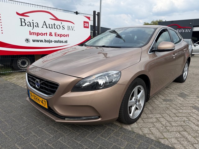 VOLVO V40 2.0 D4 MOMENTUM BNS, Baja Auto's B.V., Losser