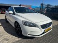 VOLVO V40 1.6 D2 R-DESIGN, Baja Auto's B.V., Losser