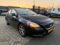 VOLVO V40 1.6 D2 KINETIC, Baja Auto's B.V., Losser