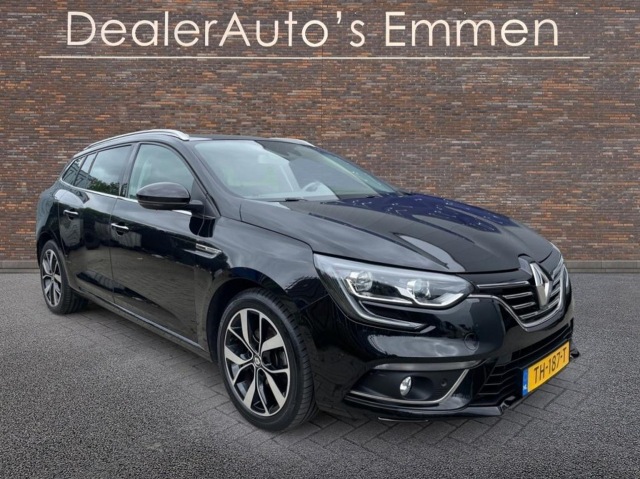 Renault Megane - 1.3 TCe BOSE ECC LMV NAVI TREKHAAK CRUISE PDC