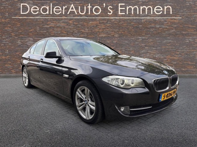 Bmw 5-serie - 528xi High Executive LEDER XENON NAVIGATIE LMV