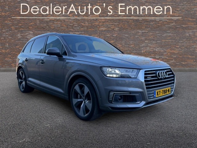 Audi Q7 - 3.0 TDI e-tron quattro Sport 58000km!!!