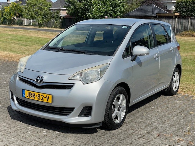 TOYOTA VERSO-S 1.3 VVT-i Aspiration Automaat/ Airco/ Camera/ LM, Auto 10, Haaksbergen