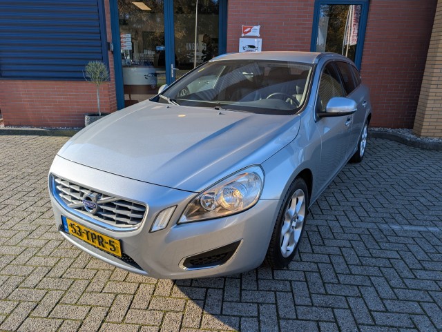 VOLVO V60 1.6 T3 OCEAN RACE, Airco, PDC achter, Cruise, , Autobedrijf Kerkemeijer, Delden