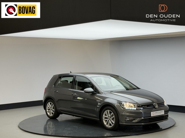 Volkswagen Golf - 1.5 TSI Comfortline Business   Automaat   Carplay   Stoel verw   Zeer zuinig