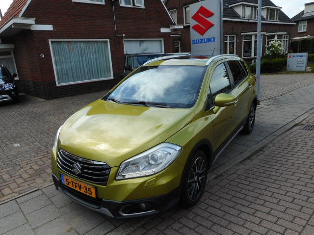 SUZUKI S-CROSS HIGH EXECUTIVE, Suzuki Winkelhorst, Aalten