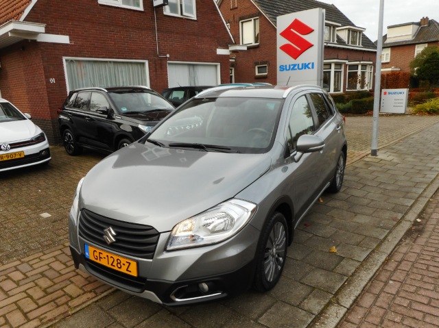 SUZUKI S-CROSS EXCLUSIVE, Suzuki Winkelhorst, Aalten
