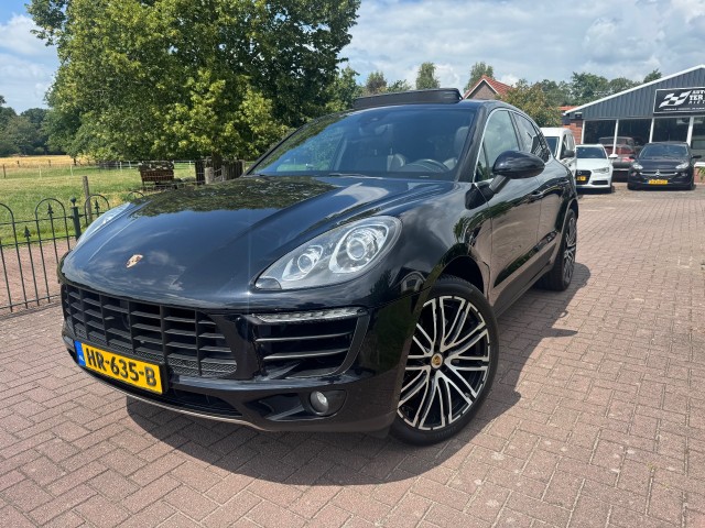 PORSCHE MACAN Porsche Macan S 3.0 Xenon*Pano*Luchtvering*Burmester enz Vol, Autobedrijf ter Braack, Rietmolen