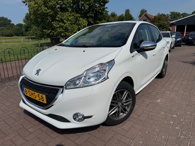 PEUGEOT 208 1.2 VTI Urban Soul*Nette Auto Nieuwe Riem, Autobedrijf ter Braack, Rietmolen