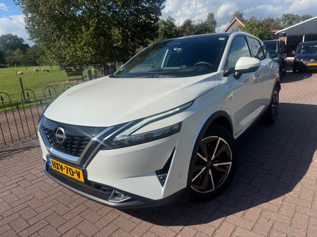 NISSAN QASHQAI 1.5e-Power Business Desgin * Hybride / Navigatie / Glazen Panoramadak / Adaptive Cruise Control / Stuurverwarming