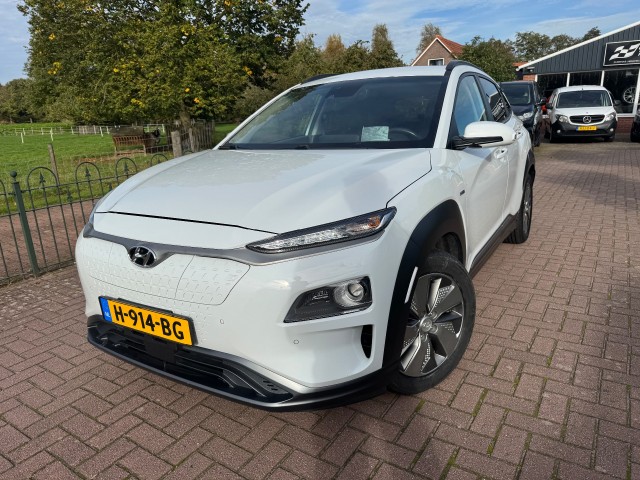 HYUNDAI KONA  EV Premium 64 kWh  Afn. Trekhaak  Navigatie  Stoelverwarming, Autobedrijf ter Braack, Rietmolen