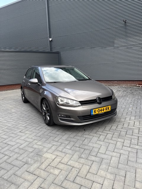VOLKSWAGEN GOLF Stoelverwarming. Clima, Parkeersensoren, Reinman Auto's, Hengelo
