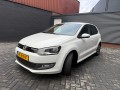 VOLKSWAGEN POLO 1.0 BlueMotion - Cruise - Airco - Nieuwe APK, Reinman Auto's, Wierden