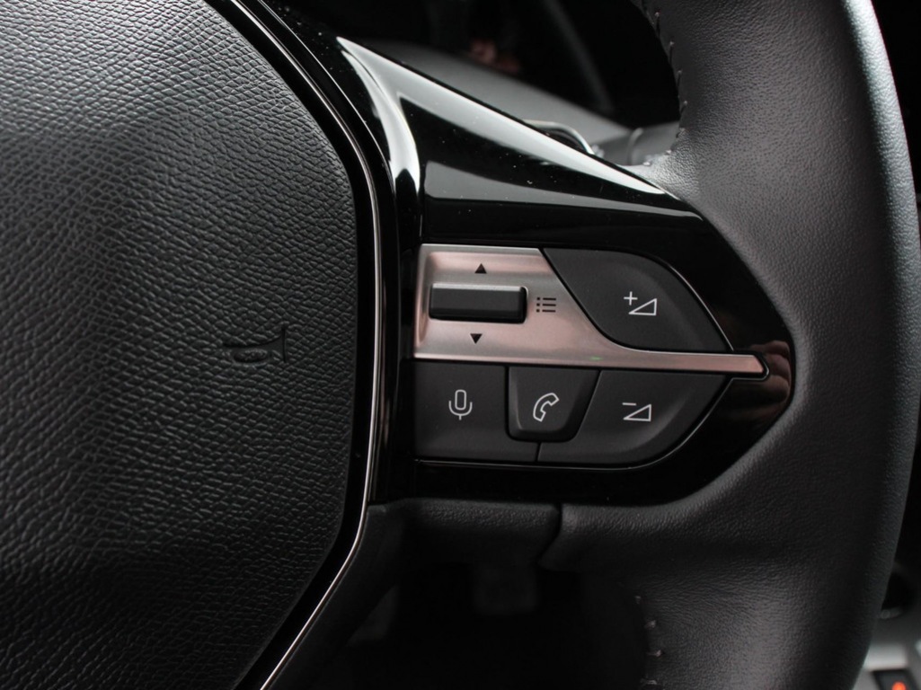 PEUGEOT, 408