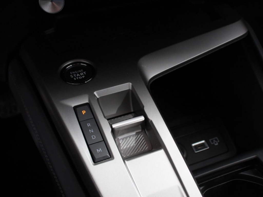 PEUGEOT, 408
