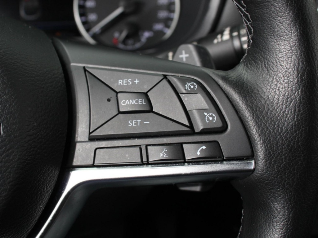 NISSAN, JUKE