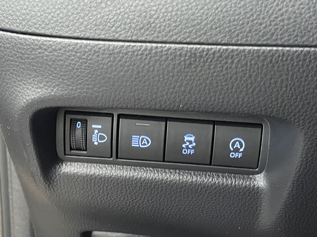 TOYOTA, AYGO X