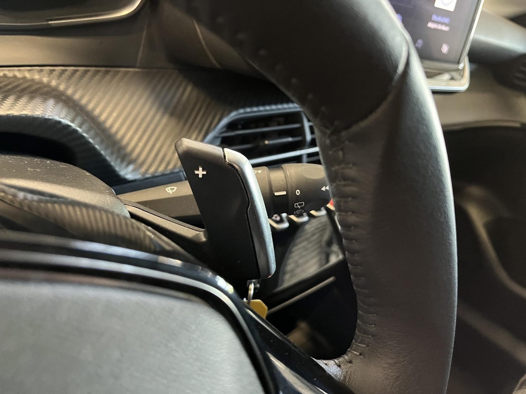 PEUGEOT, 208