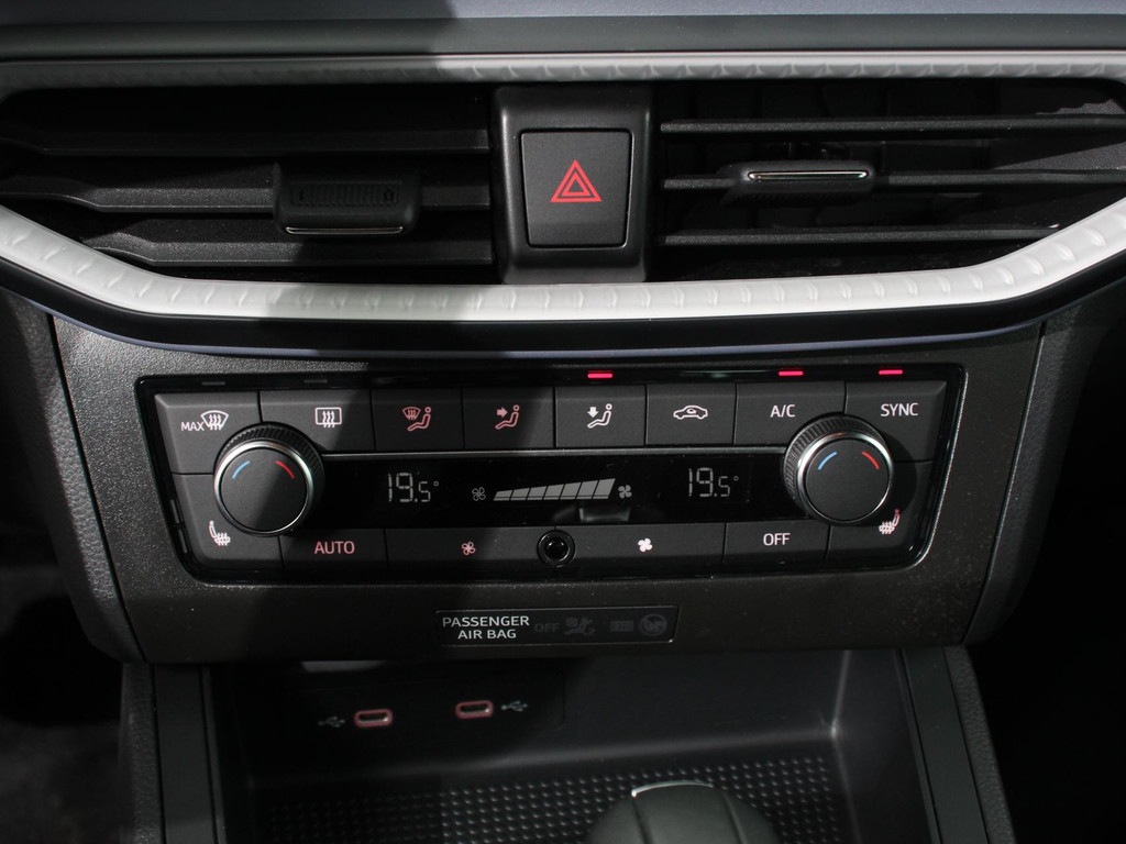 SEAT, IBIZA