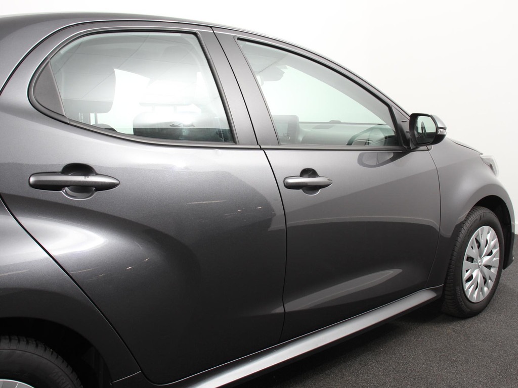 TOYOTA, YARIS