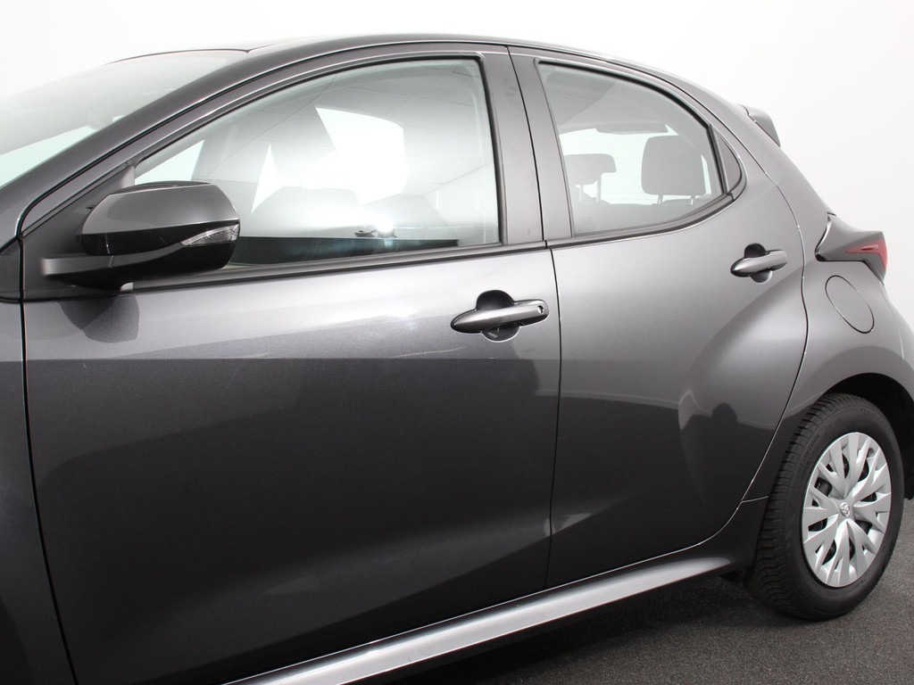 TOYOTA, YARIS