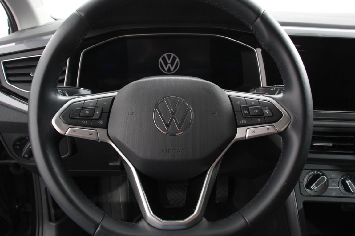 VOLKSWAGEN, POLO
