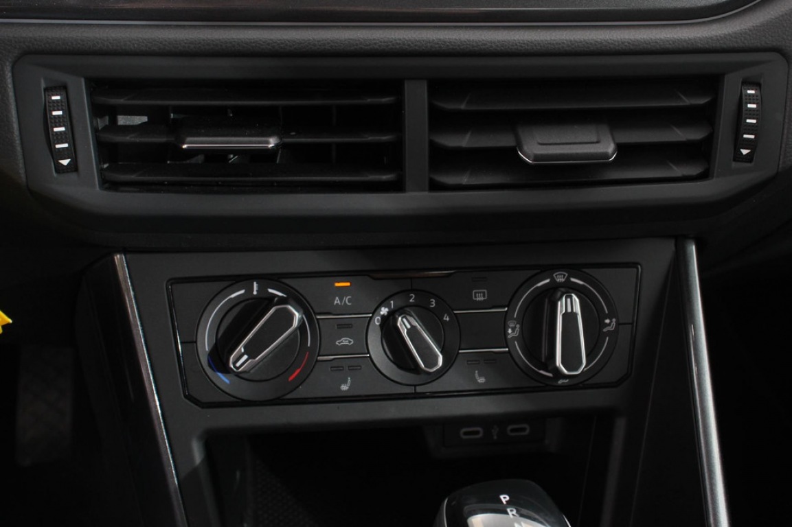 VOLKSWAGEN, POLO