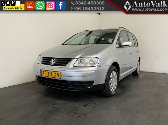 Volkswagen Touran - 1.6 Optive II. Clima Cruise. APK 02-2027!