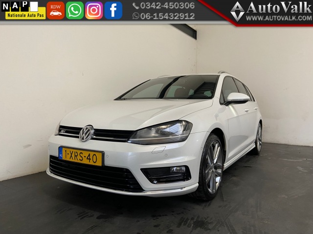 Volkswagen Golf - 1.4 TSI ACT Highline. R-Line! Nieuwe Megatronic!