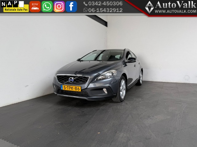 Volvo V40 - Cross Country 1.6 T4 Momentum