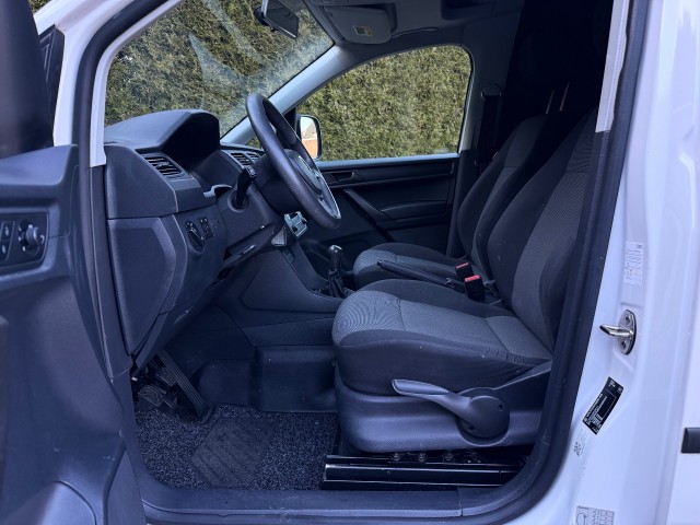 VOLKSWAGEN CADDY Maxi 2.0 TDI L2H1 Cruise  Airco  Trekhaak, VDW Cars, Enschede