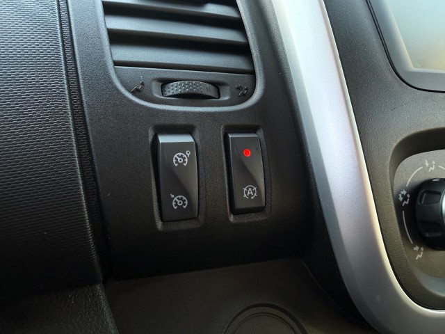 RENAULT TRAFIC L2H1 2.0 dCi 120PK Navi  Airco Trekhaak, VDW Cars, Enschede