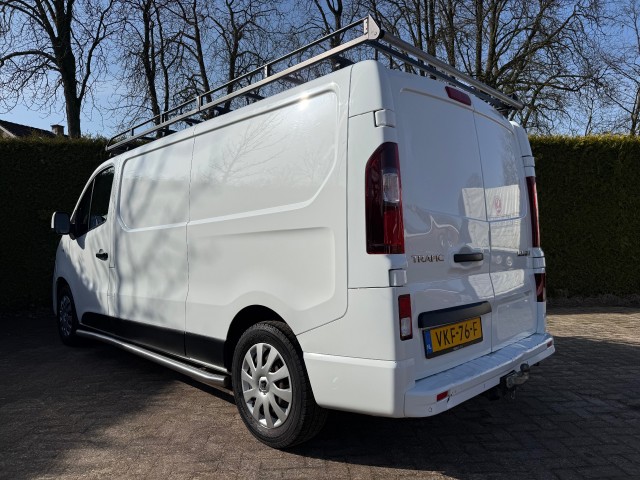 RENAULT TRAFIC L2H1 2.0 dCi 120PK Navi  Airco Trekhaak, VDW Cars, Enschede