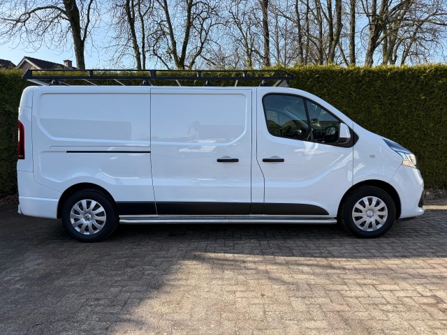 RENAULT TRAFIC L2H1 2.0 dCi 120PK Navi  Airco Trekhaak, VDW Cars, Enschede