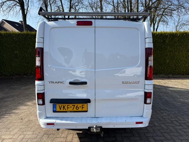 RENAULT TRAFIC L2H1 2.0 dCi 120PK Navi  Airco Trekhaak, VDW Cars, Enschede