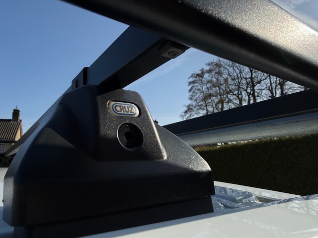 RENAULT TRAFIC L2H1 2.0 dCi 120PK Navi  Airco Trekhaak, VDW Cars, Enschede