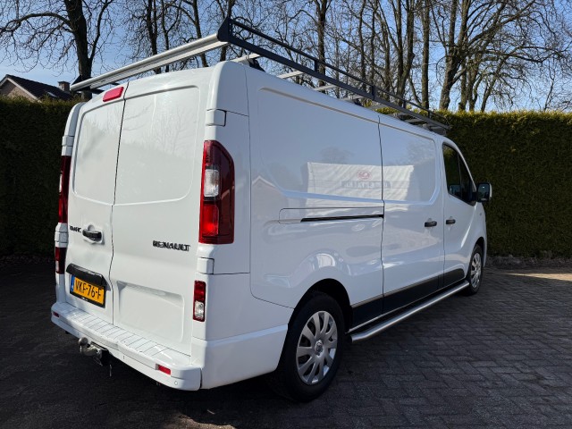 RENAULT TRAFIC L2H1 2.0 dCi 120PK Navi  Airco Trekhaak, VDW Cars, Enschede