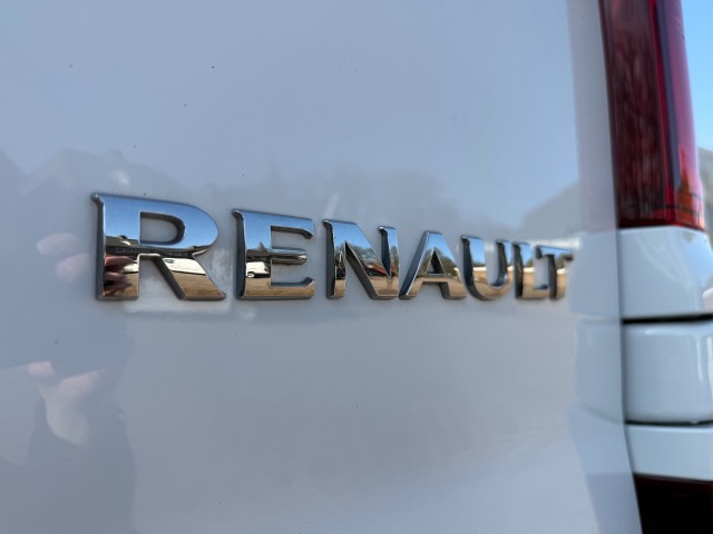 RENAULT TRAFIC L2H1 2.0 dCi 120PK Navi  Airco Trekhaak, VDW Cars, Enschede
