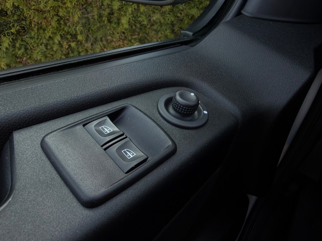 RENAULT TRAFIC L2H1 2.0 dCi 120PK Navi  Airco Trekhaak, VDW Cars, Enschede