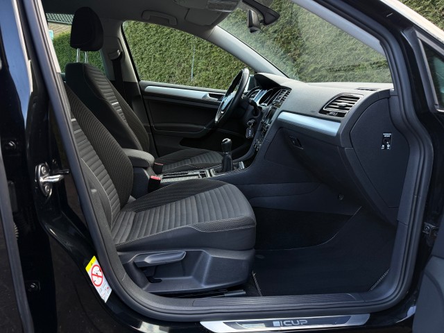 VOLKSWAGEN GOLF 1.2 TSI CUP Edition / Clima / Stoelverwarming, VDW Cars, Enschede