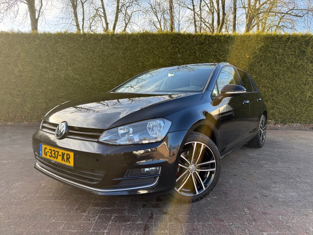 VOLKSWAGEN GOLF 1.2 TSI CUP Edition / Clima / Stoelverwarming, VDW Cars, Enschede