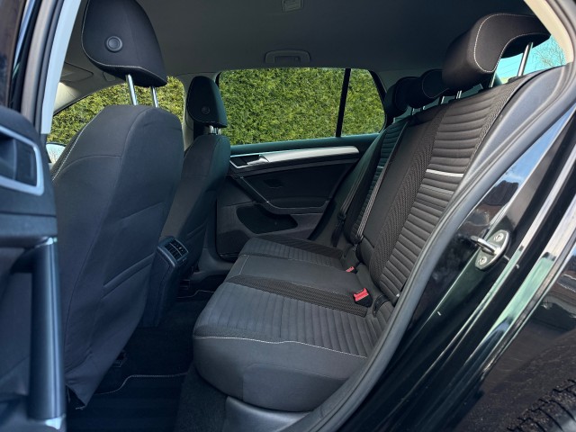 VOLKSWAGEN GOLF 1.2 TSI CUP Edition / Clima / Stoelverwarming, VDW Cars, Enschede