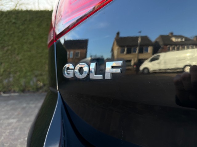 VOLKSWAGEN GOLF 1.2 TSI CUP Edition / Clima / Stoelverwarming, VDW Cars, Enschede
