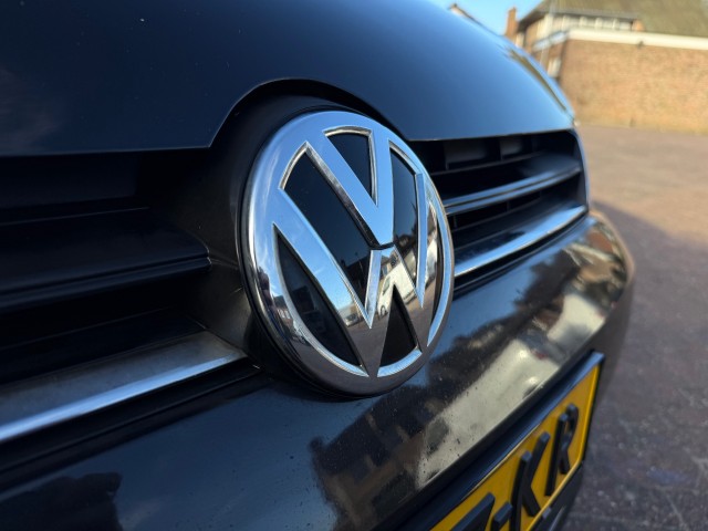 VOLKSWAGEN GOLF 1.2 TSI CUP Edition / Clima / Stoelverwarming, VDW Cars, Enschede