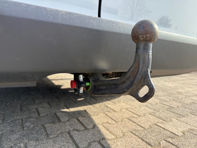 MERCEDES-BENZ VITO 116 CDI L2H1 Airco / Afneembare trekhaak (2500KG), Cruise, Navi, Parkeersensoren, VDW Cars, Enschede